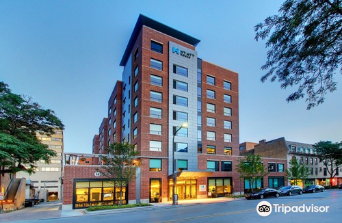 Evanston Hotel | Hyatt House Chicago/Evanston