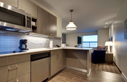 Oak Brook Hotel | Hyatt House Chicago Oak Brook