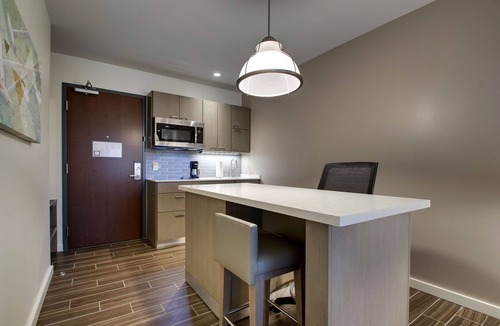 Oak Brook Hotel | Hyatt House Chicago Oak Brook