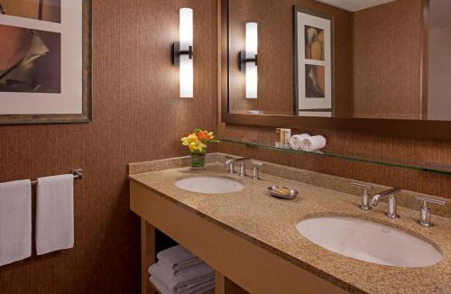 Oak Brook Hotel | Hyatt Lodge Oak Brook Chicago