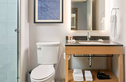 Illinois Medical District Hotel | Hyatt Place Chicago Medical/University District