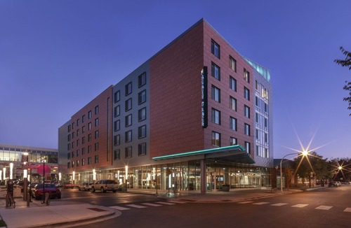 Hyde Park Hotel | Hyatt Place Chicago-South/University Medical Center