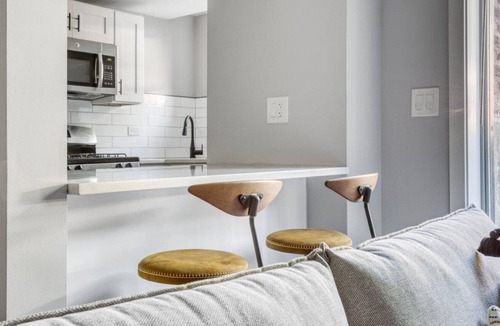 Edgewater Apartment | Ideal Edgewater 1BR w/ patio, W/D, 2 blocks to lakefront, by Blueground
