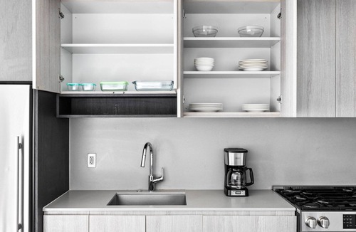 South Loop Apartment | Ideal South Loop 2BR w/Pool, BBQ & Gym, nr Grant Park, by Blueground