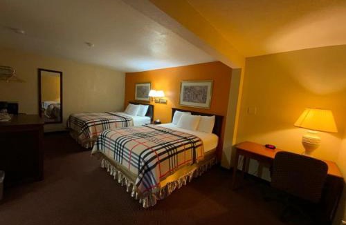 Fairmont City Hotel | Indian Mound Motel