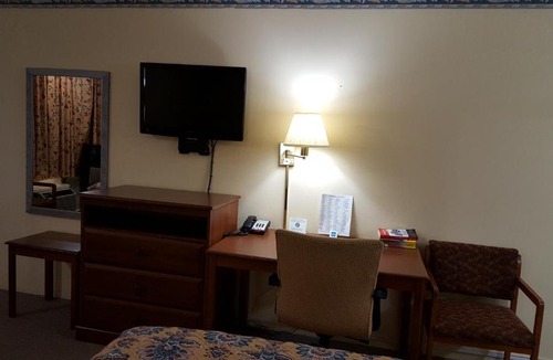 Hamel Hotel | Innkeeper Motel Hamel