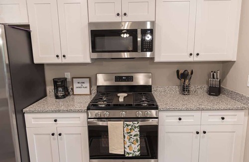 Loves Park House | Inviting 2 Bedroom condowith Office and King Master Suite in Loves Park!