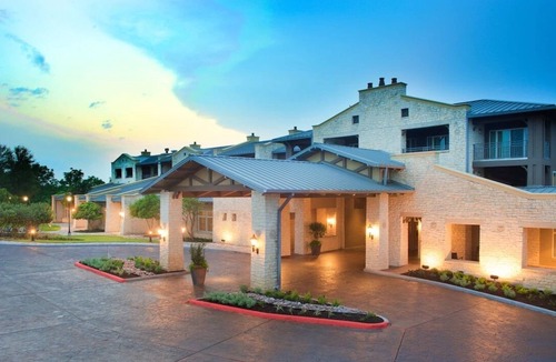 Lakeway Hotel | Junior Suite with Balcony at Lakeway Resort & Spa, Outdoor Pool!