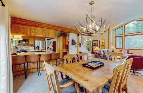 Twin Creeks House | Juniper Haven Retreat | Home in Sun Valley