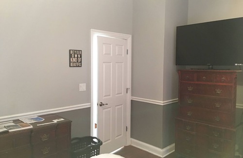 Grand Boulevard House | Just Minutes from Downtown Chicago