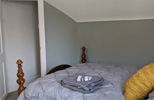 Rock Island Apartment | Just Remodeled 1BR Apt In Town Close to Everything