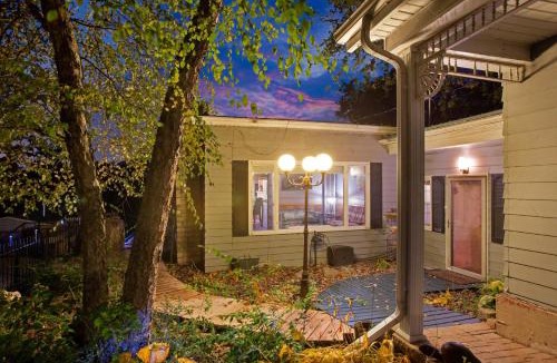 Kankakee Villa | Kankakee River Sanctuary