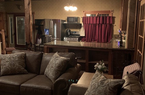 Scioto Mills House | KC HOUSE Cozy Country Home. Enjoy the country life!