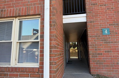 South Central Omaha Apartment | King Bed Oasis, Steps from UNO Bliss