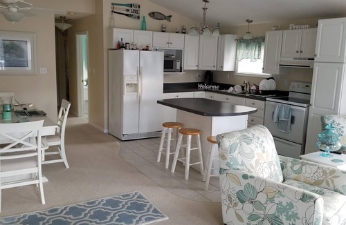 Marion House | Lake of Egypt waterfront home