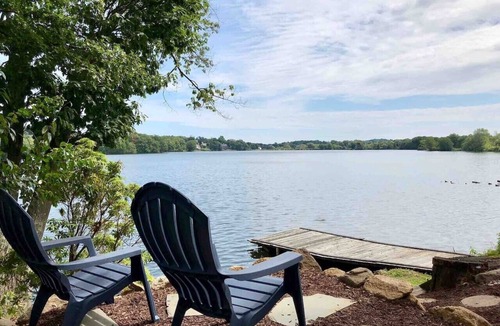 Watertown Cottage | Lakefront Cottage with Private Dock in CT