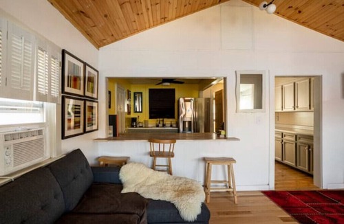 Pine Plains House | Lakefront Designer House in Pine Plains, NY.