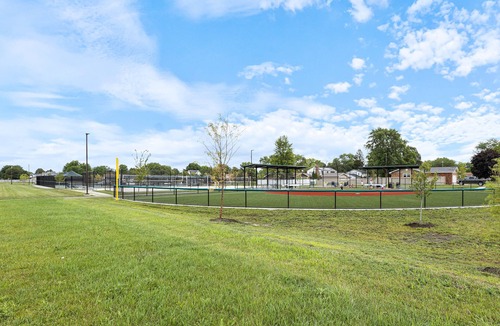Manteno House | Lakeview Estate