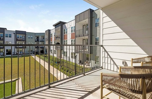 Lower Basin Lake Travis Apartment | Landing | Beautiful 2BD, Clubhouse, Gym