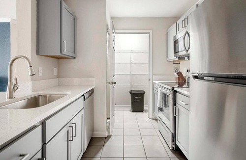 Murfreesboro Apartment | Landing | Chic 2BD, Clubhouse, Courtyard