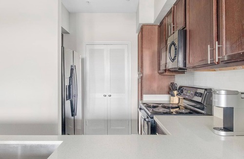 Atascocita Apartment | Landing | Incredible 2BD, Game Room, Gym