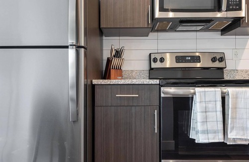 Edwardsville Apartment | Landing | Stunning 1BD, Game Room, Gym