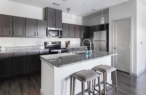 Buda Apartment | Landing | Stunning 2BD, Game Room, Gym