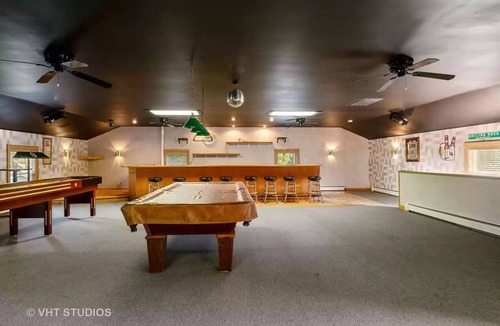Fox Lake House | Large Group Retreat w/secluded party room and private pool