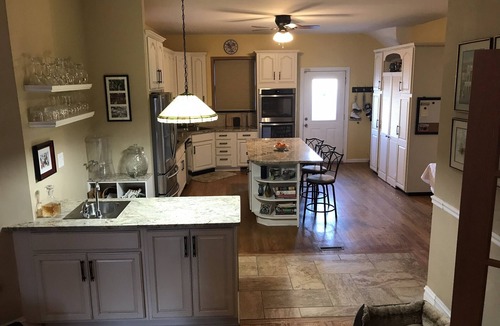Douglas House | Large historic home minutes from downtown Chicago and the lakefront.