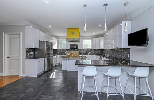 Hampton Bays House | Large Villa
