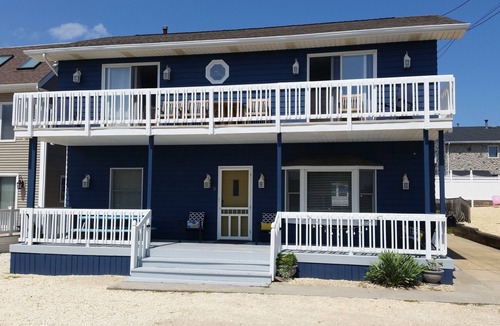 Ortley Beach House | Lavallette Beach House. 4th House off the Beach. SUMMER & FALL RENTALS AVAILABLE