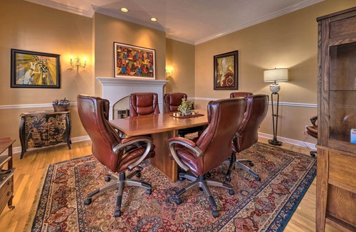 Carbondale House | Lavish Lakefront Retreat w/ Deck & Fire Pit!