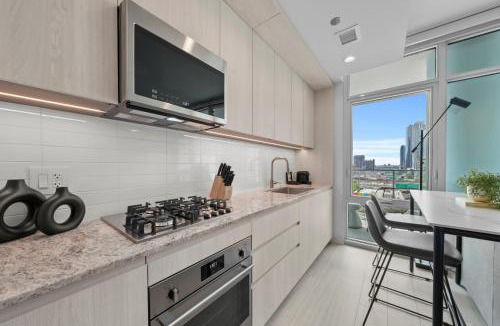 West Loop Hotel | Level Chicago - Fulton Market