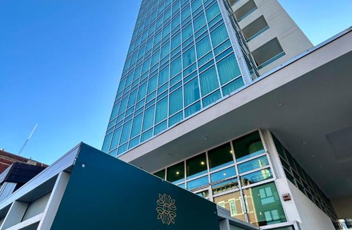 Queens Hotel | LIC Manhattan View Hotel
