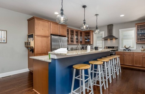 Ottawa House | License to Chill | 3 Bed, 3 Bath