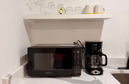 Petworth Apartment | Light-Filled Lower Suite · Brand New · Private · 5 Mins to Metro · Parking