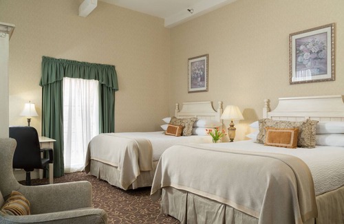 Monroe Ward Hotel | Linden Row Inn