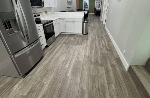 Litchfield Apartment | Loft Living - Small Town Charm n3-bedroom loft in beautiful Downtown Litchfield