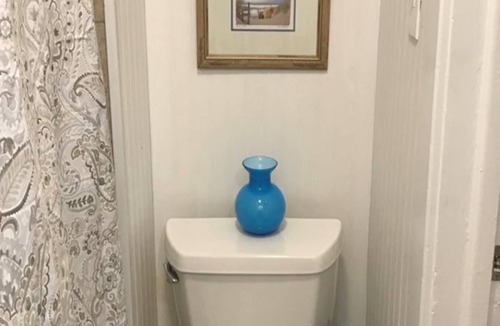 Lake Bluff Apartment | Lovely 1 bedroom Near Great Lakes Naval