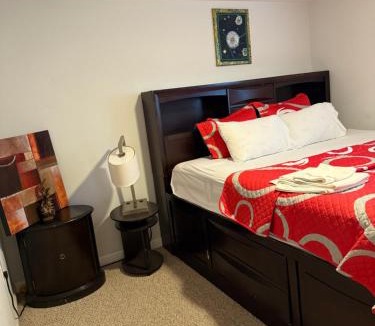 Wheaton-Glenmont Apartment | LOVELY 2 BEDROOMS APPARTEMENT, LAUNDRY/PARKING/TV