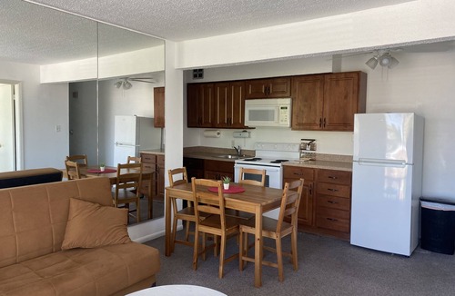Rosemont Apartment | Lovely 2 bedrooms apartment 10min from O'HARE CHICAGO