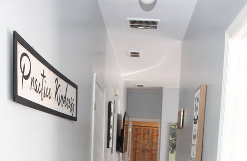 Morgan Park Apartment | Lovely 2Bedroom spacious Boutique Suite in Beverly.