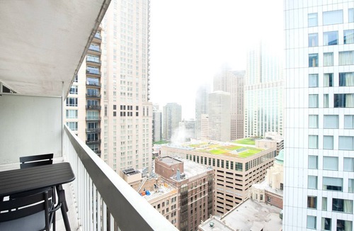 Rush and Division Apartment | Lovely Gold Coast Convertible w/Terrace near the L by Blueground
