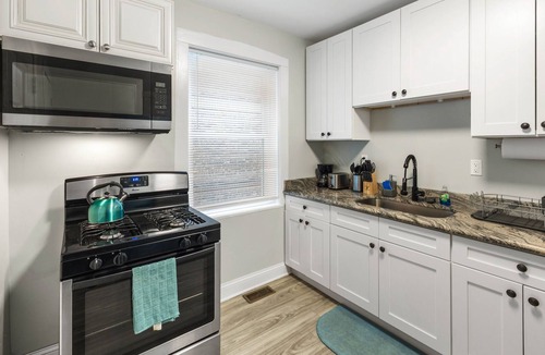 Berwyn Apartment | Lovely King & Queen Suites | 1sr Flr Unit