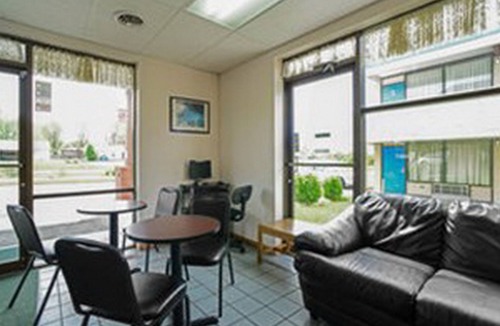 Maryville Hotel | Loyalty Inn Maryville