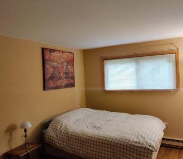 O'Hare Apartment | Luxurious Condo in Top Rated Neighborhood
