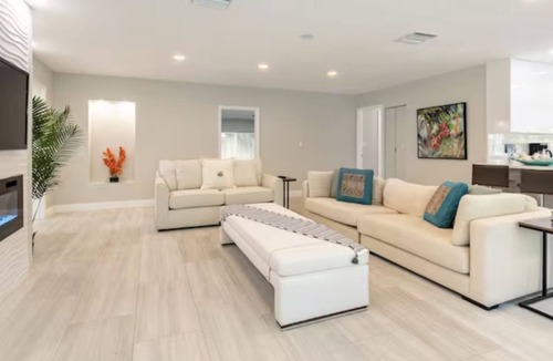 Pompano Isles House | Luxurious Remodeled Intracoastal Vacation House