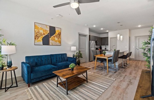 Stony Ridge North Apartment | Luxury 2BD/2BA Next to Airport dpp6