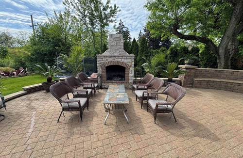 Roselle House | Luxury 5BR Family Getaway – Heated Pool, Hot Tub, Fire pit, Game Room,