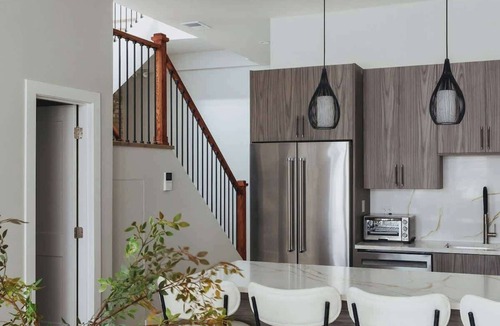 Gold Coast Apartment | Luxury Designer Combo | Private Patio | Gold Coast